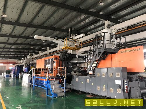 在位出售震雄2200吨注塑机出胶14KG便宜处理
