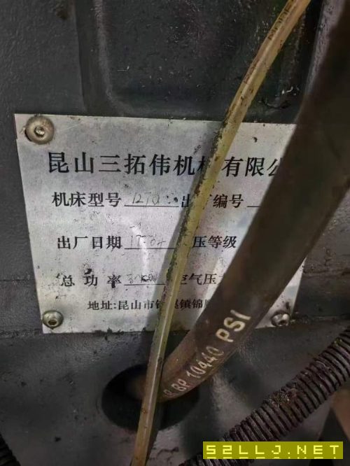 物美价廉物超所值昆山三拓伟1270数控铣三轴硬轨.导轨.