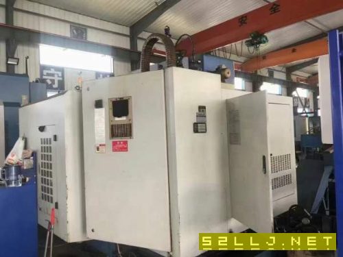 新定大立1020A.BT50齿轮.中心出水.价格不高.