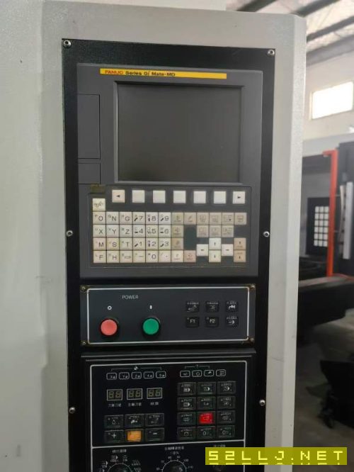 台群经典款850发那科MD系统.BT40主轴10000转带油冷机..