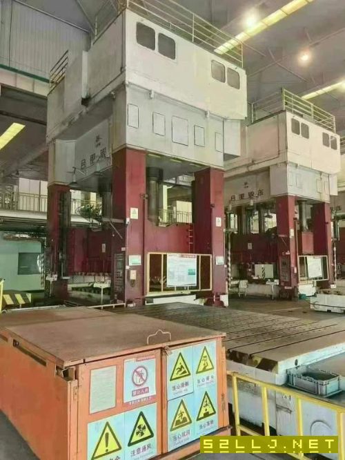合肥锻压2000吨滑块行程:1500mm开口高度:2050mm工作台.