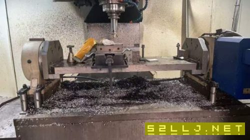 工厂在位出售哈硕1580加工中心，工作台1600800行程150.