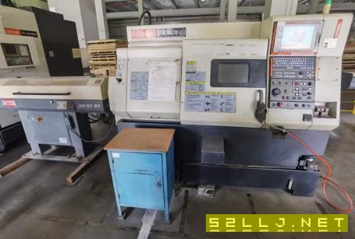 马扎克QTN200L/500一代经典款，带送料机8寸卡盘，12工.