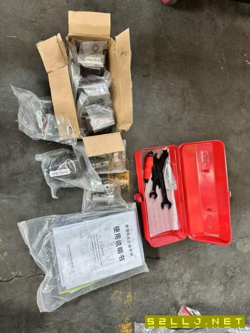全新津上M08j，8工位液压卡盘，12工位刀塔，使用时间0.