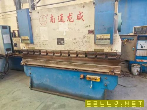出售二台折弯机，一台63X2500的，一台100X2500的，少.