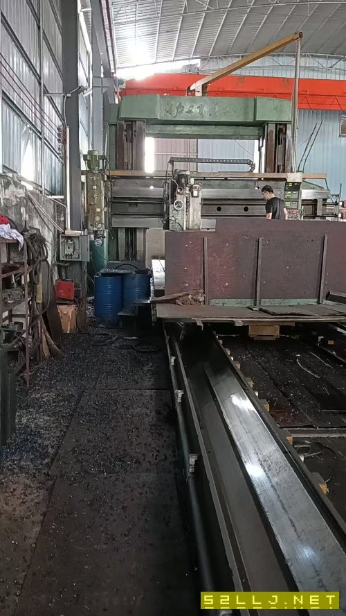 在位出售东方机床厂重型B2025龙门刨床，装上铣头就是.