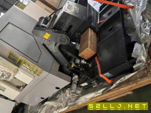 全新沈阳库存T2B/350数控斜轨车一台