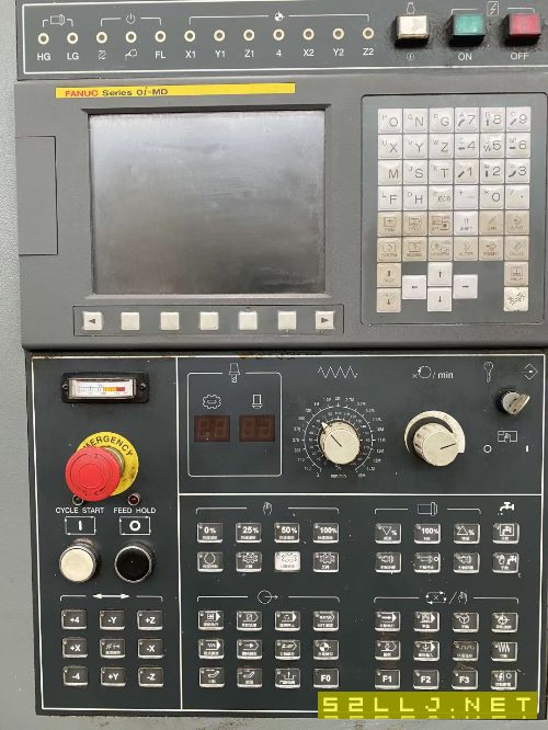 2010年友佳VB_715A，带400四轴，BT50刀柄，三轴硬轨，.