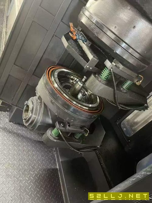 刚刚订货一台3.6x6米台湾崴立龙门加工中心，2021年出.