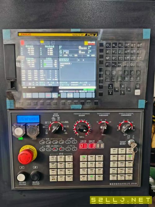 杭州蕙勒1100两台都带320四轴，BT50主轴的