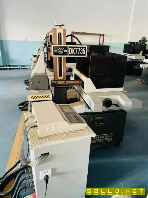 同款8台全新泰州7735线切割，安装了就打了样