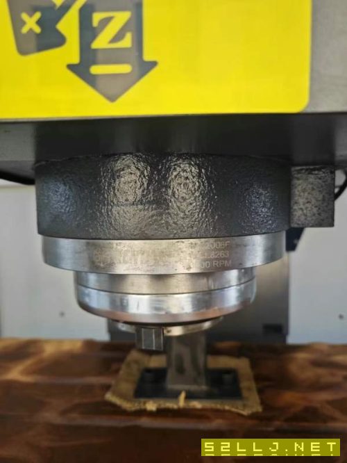 2024年台湾大侨1580，BT50主轴，24支刀库，FANUC