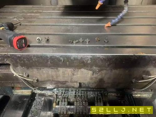 工厂在位便宜一台台湾大金1160数控铣，三菱m80系统，B.