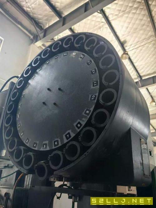 海天1500G小龙门两线一硬滚柱导轨工作台2000-1500门宽.