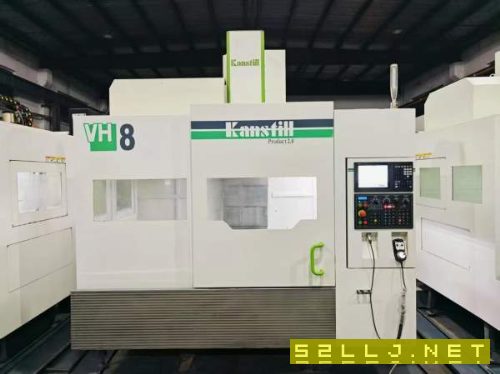 新到三台2021年群志VH8其中一台VH8大工作台四轴加工中.