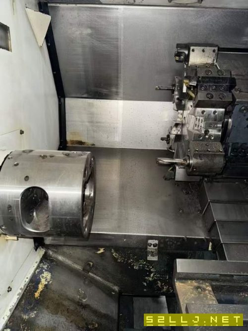 台湾原装进口东台TCS2000数控车床，8寸SMW液压分度卡.