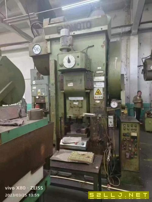 精品300吨日本热模锻多台_打包优惠