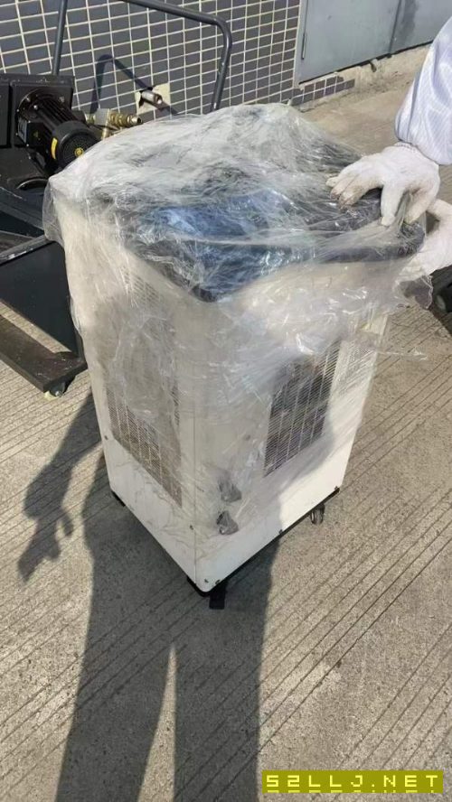扬森855加工中心一台9成新扬森855立加、行程850/550、.