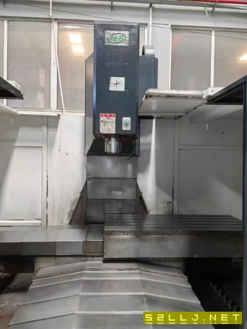 雅力士VL1580数控铣床一台，发那科MF普拉斯系统，BT50.