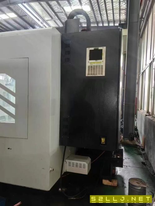 雅力士VL1580数控铣床一台，发那科MF普拉斯系统，BT50.