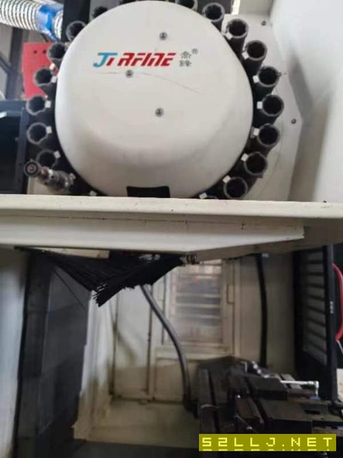乔峰VH85重型加工中心
