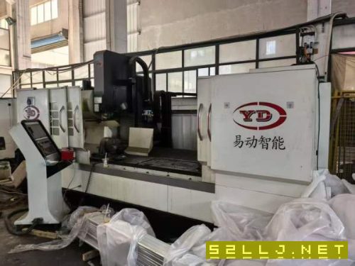 无锡易动2500型材机铸件机身.三轴滚柱线轨发那科0i-MF.