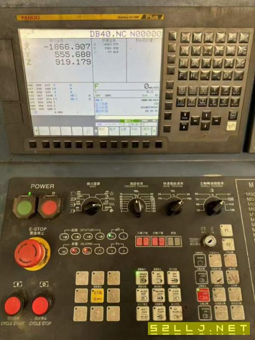 仓库刚刚到货京元登7028龙门，工作台2.4米7米，门宽2..