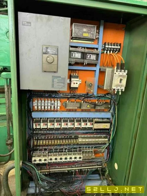 上海1380/3米磨床一台，型号H319，磨削直径800mm，磨.