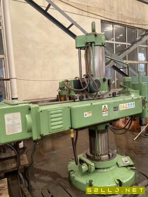 出售06年中捷Z3140A万向摇臂钻,少用设备,洛阳仓库。