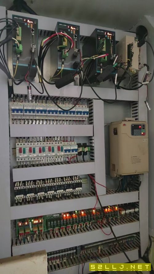 19年1370加工中心3台