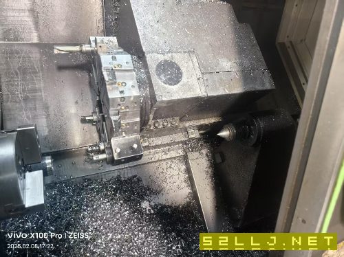 沈阳I5T5.2数控斜规刀塔机床一台，8寸中空