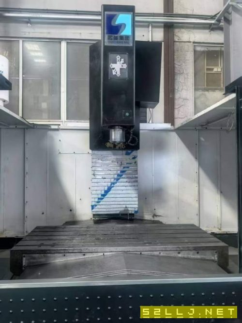 刚刚到货准新国盛1580数控铣床一台，发那科款MF普拉斯.