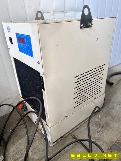 刚到一台湾友佳FV-800A立加、两线一硬、主轴转速10000.