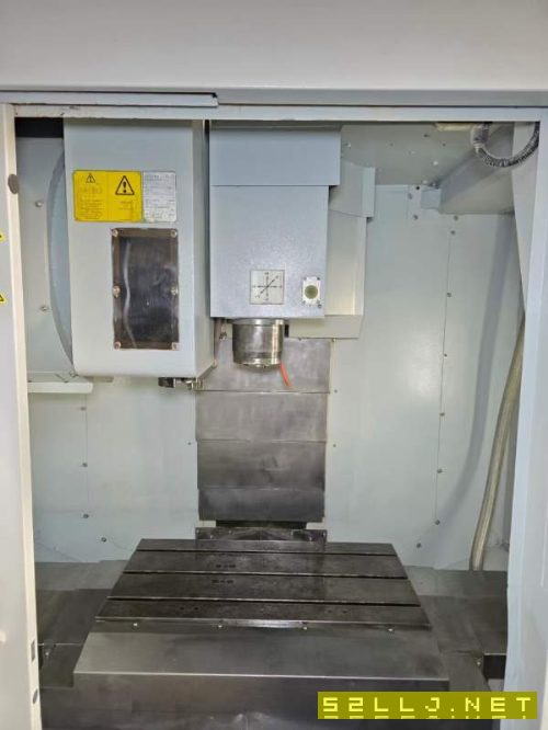 同款两台美国哈挺GX710PLus加工中心，BT40主轴，2018.