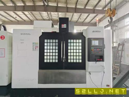 1380加工中心，发那科普拉斯系统，Y4轨bt50主轴
