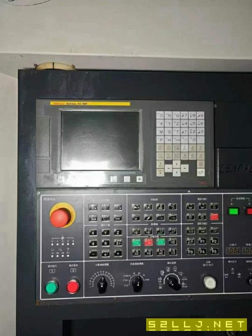 项目后一台，台湾丽伟V-50L立加，BT40大主轴直径190，.