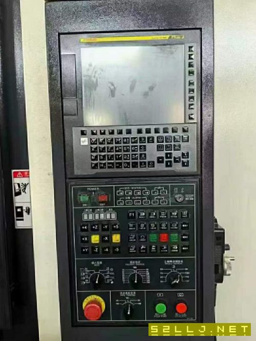 已售1台，同款还有3台锐赛博1160加工中心三轴滚住线轨.