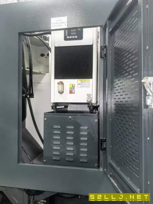 到货2024年准新华集GV1160加工中心一台，三轴重型滚柱.