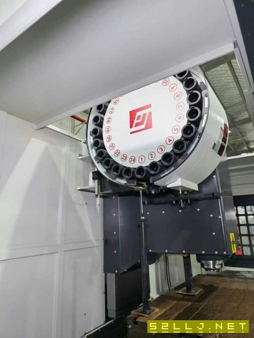 台湾大侨1580，BT50主轴，24支刀库，FANUC