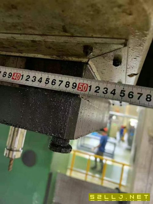 刚刚买下武重12米龙门加工中心