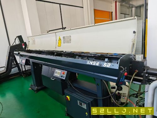 同款两台日本津上走心机B0325-II，棒料通过尺寸32mm，.