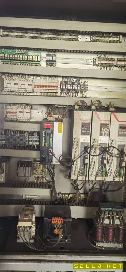 1060加工中心同款7台沈阳i5加工中心。工作台面积:1200.