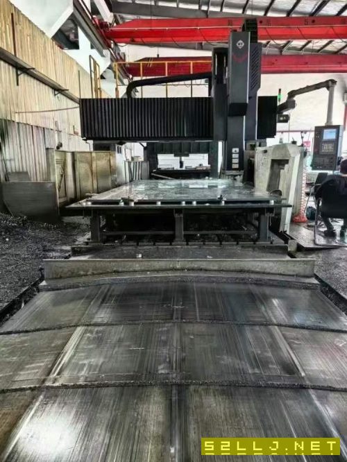 海天6028龙门，两线一硬，齿轮头！门宽2800！带全自动.