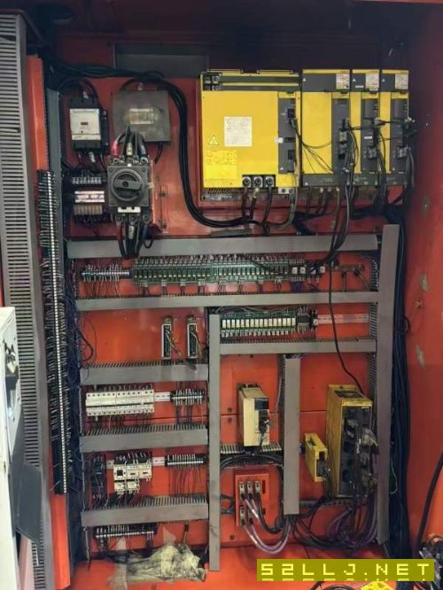 原装远东BMC-1103轴硬轨工作台1.4x1.6米BT50齿轮箱主.