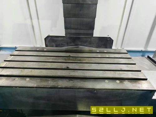 广东泽旭1160加工中心带模具包的一米机到货了，新到三.
