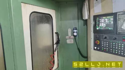 匈牙利500双工作台卧加，镶钢导轨滚柱滑块，转台一度一分，60把链式刀库。.