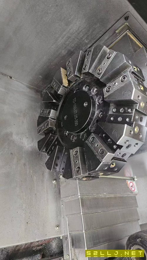 杭州惠勒LT-210，8寸卡盘主轴电机11/15KW，回转直径51.