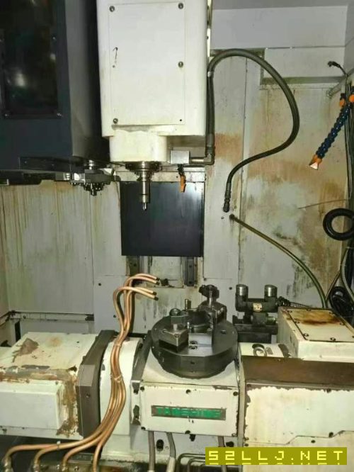 同款12台韩国原装斗山DT400钻工中心，三轴滚柱线规快.