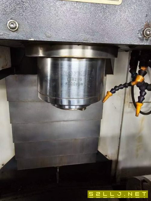 纽威903S立式加工中心发那科0i-MD系统行程:850-520-56.