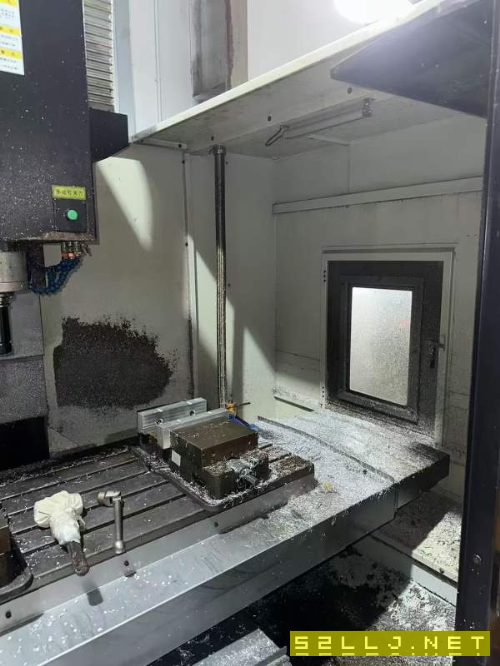 刚刚买下一台宝鸡1060，两线一硬，法纳克MD系统，在位.